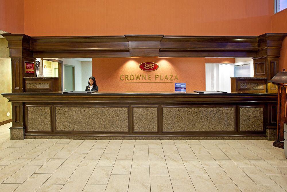 Quality Hotel Conference Center Cincinnati Блу Аш Интериор снимка
