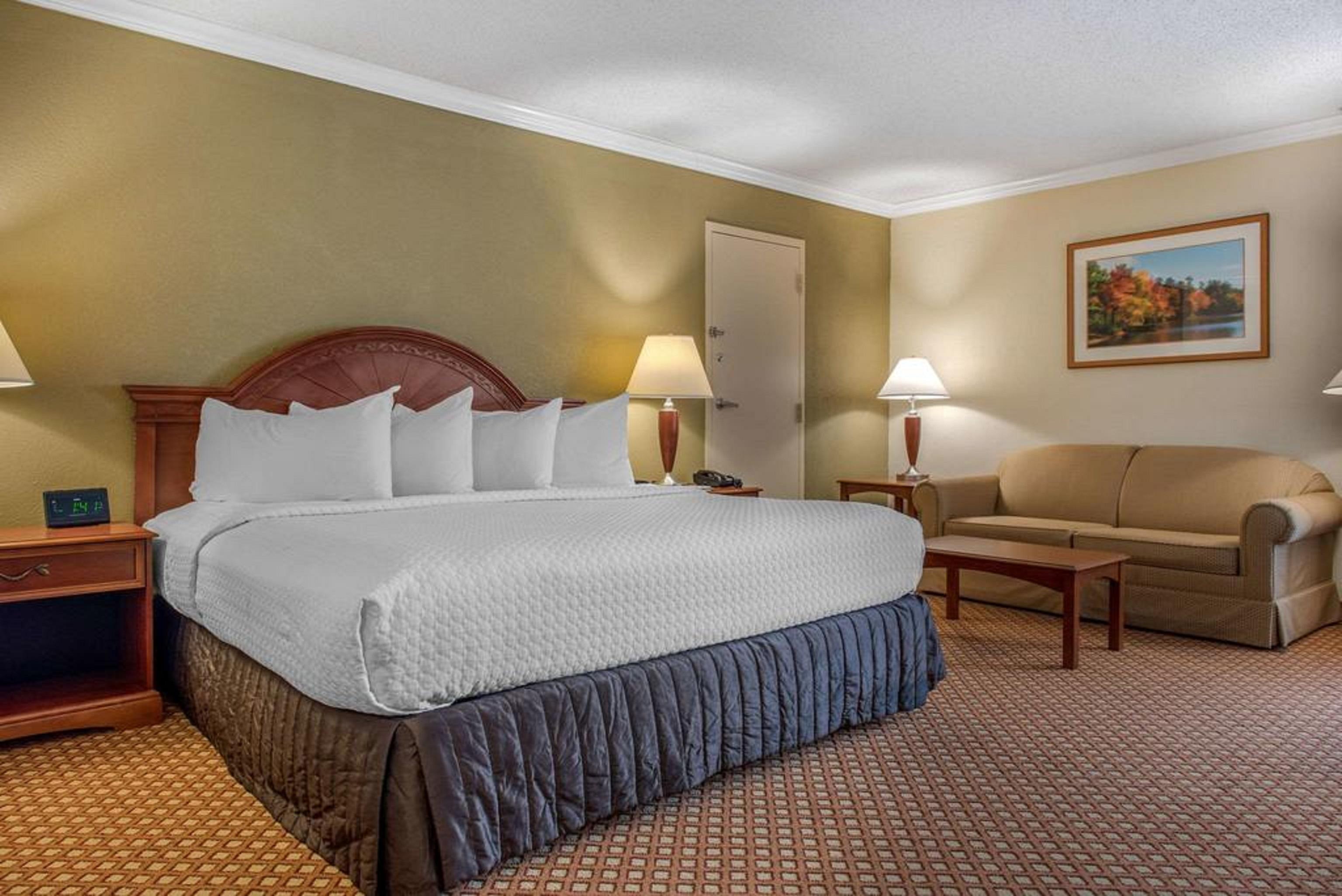 Quality Hotel Conference Center Cincinnati Блу Аш Екстериор снимка