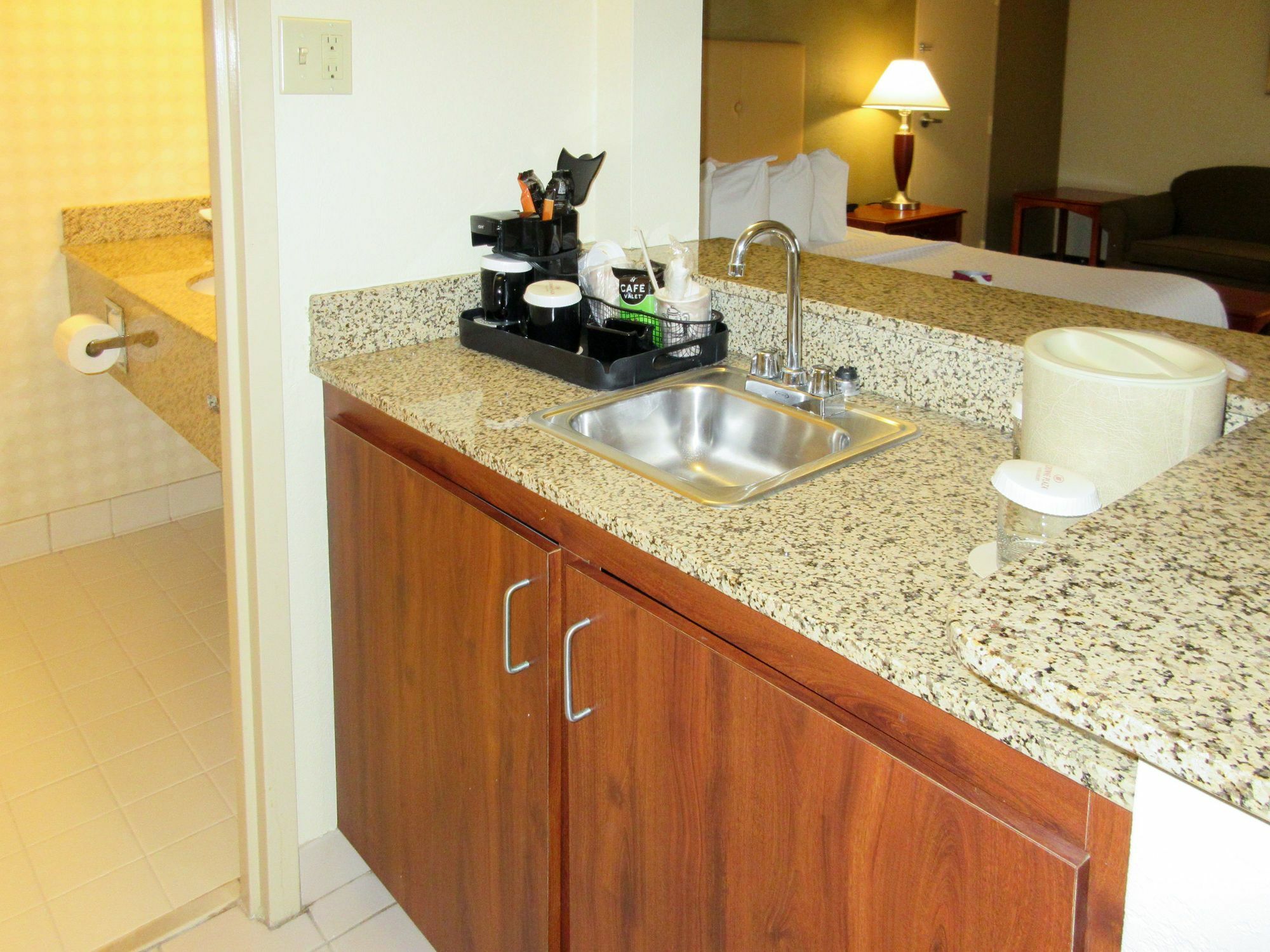 Quality Hotel Conference Center Cincinnati Блу Аш Екстериор снимка