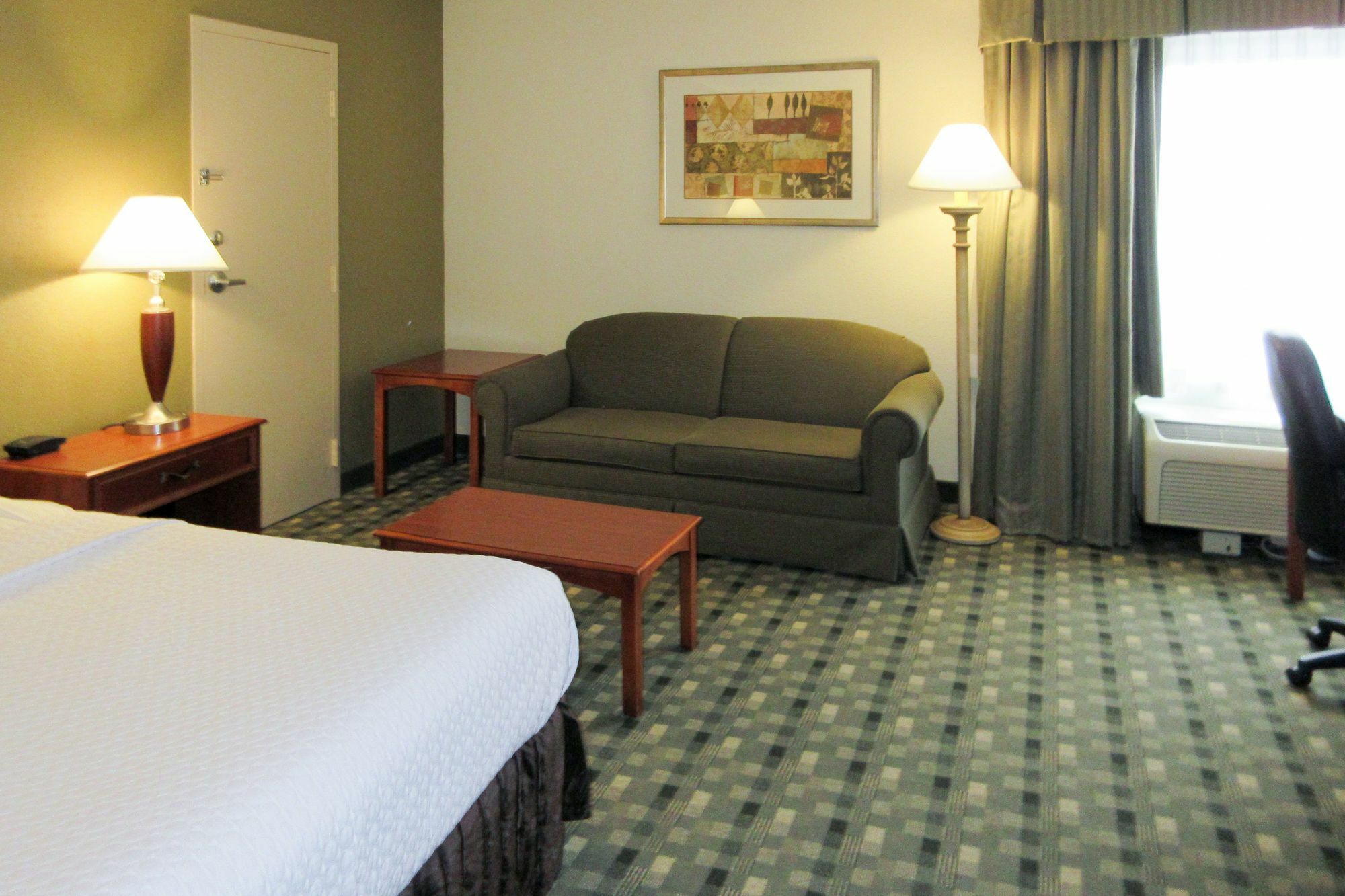 Quality Hotel Conference Center Cincinnati Блу Аш Екстериор снимка